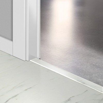 Профиль QuickStep Incizo QSVINCP40136 Мрамор каррарский белый
