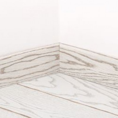 Плинтус Tarkett Skirting P White Moscow 80X20X2400
