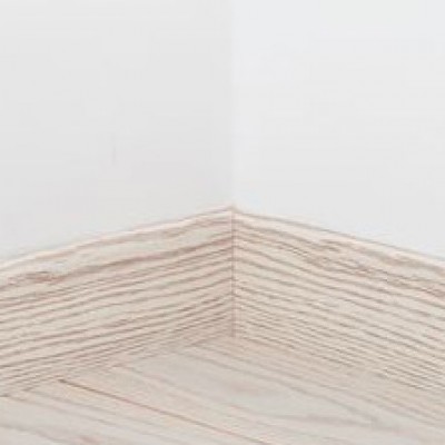 Плинтус Tarkett Skirting P Violet Tokyo 80X20X2400